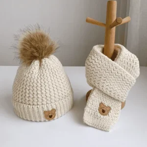 Amazing 2PC Bear-Ear Hat & Scarf Set - Cozy Kids Warmth